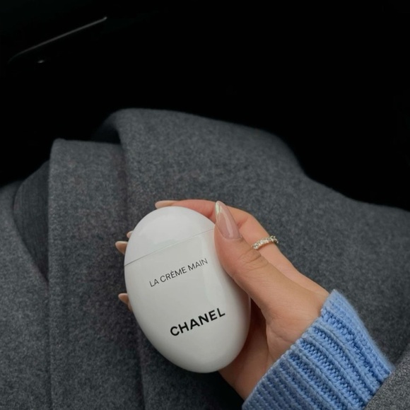 Chanel La Crème Main Texture Riche Hand Cream - Mostly Empty - Picture 6 of 6